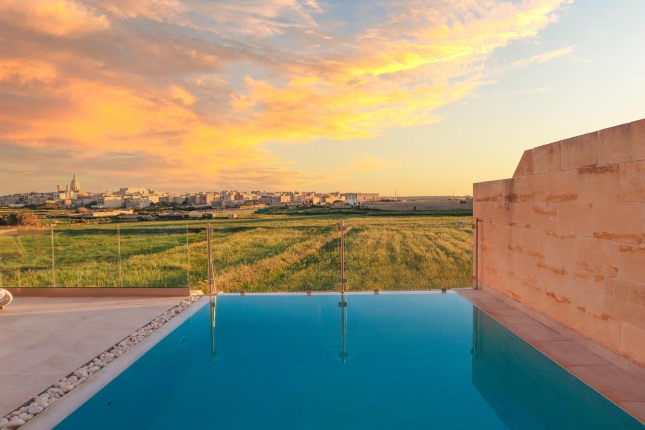 Inni Holiday Home With Infinity Pool Għarb Exterior foto